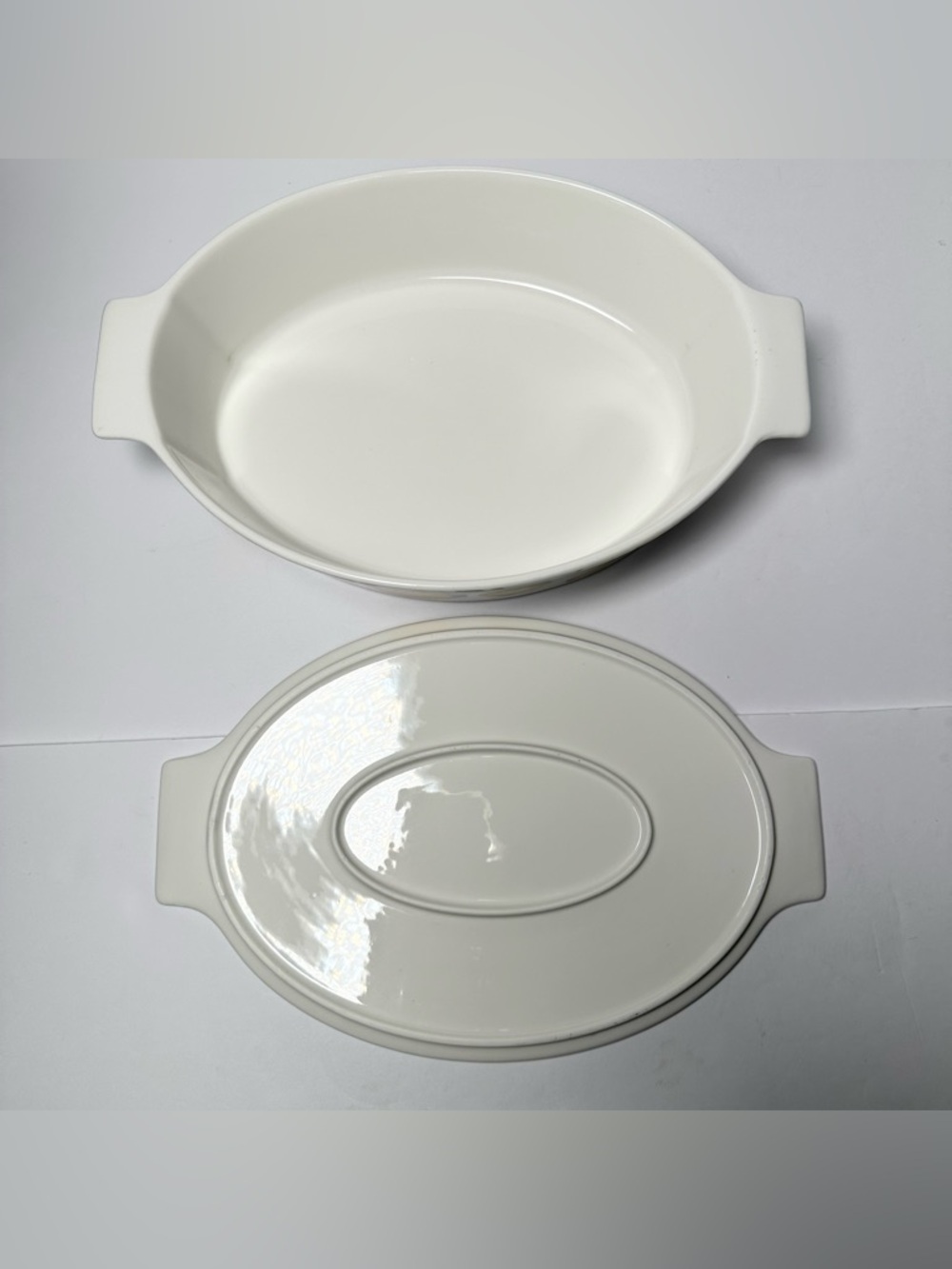 2-Lemon EuroGarden Oval & Rectangle Oven To Table Lidded Casserole Baker 3 in 1 - Picture 6 of 16